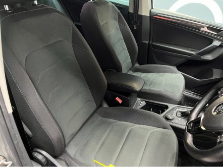 2018 Volkswagen Tiguan €23950! 2018 VOLKSWAGEN TIGUAN TDI 4MOTION HIGH LINE 2.0 AUTOMATIC / CRUISE CONTROL / 360° PARKING CAMERA / FRONT & REAR HEATED SEATS / PADDLE SHIFTERS €23,950 thumbnail