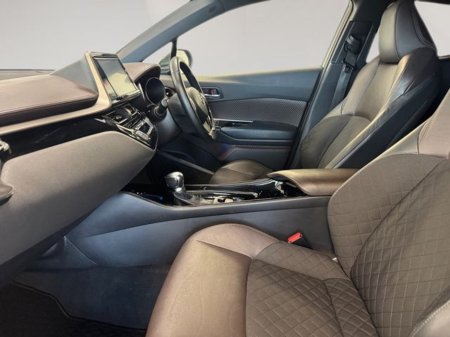 2017 Toyota C-HR - thumbnail 17