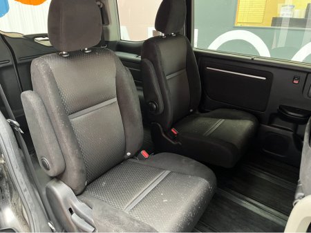 2018 Honda Stepwagon - thumbnail 12