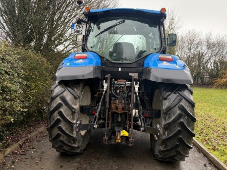 2017 New Holland T6 New Holland T6.165 €47,500 thumbnail