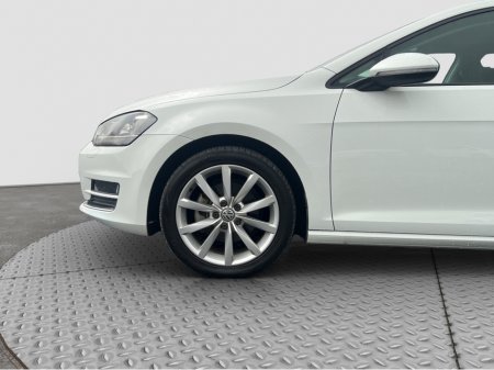 2016 Volkswagen Golf 2016 Volkswagen Golf 1.4 TSI Automatic Highline €16,250 thumbnail