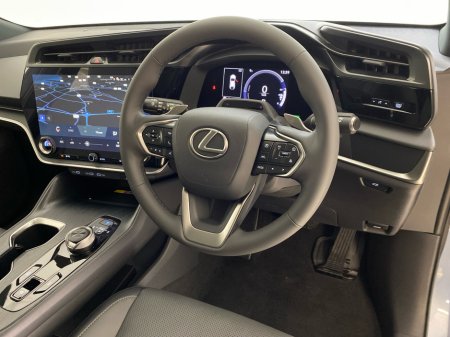 2025 Lexus RZ - thumbnail 6