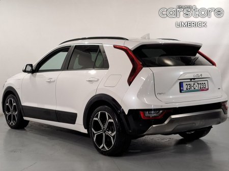 2023 Kia Niro 1.6 GDI PHEV K4 Auto €31,880 thumbnail