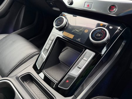 2024 Jaguar I-Pace - thumbnail 17