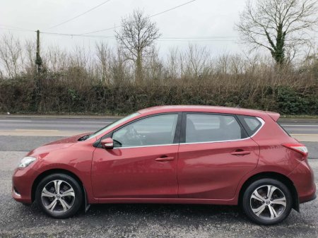 2016 Nissan Pulsar - thumbnail 4