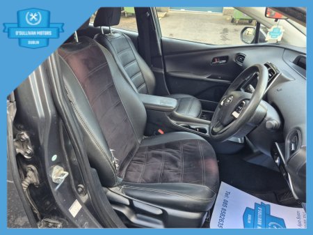 2016 Toyota Prius - thumbnail 12