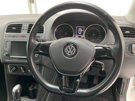 2015 Volkswagen Polo - thumbnail 9