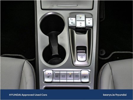 2022 Hyundai Kona EV Premium 64 kWh €22,490 thumbnail