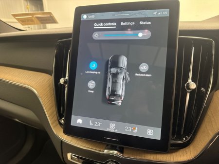 2026 Volvo XC60 - thumbnail 21