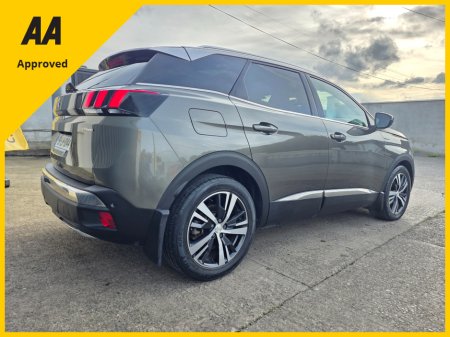2019 Peugeot 3008 - thumbnail 9