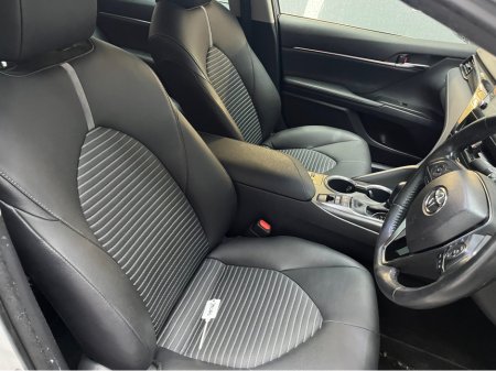 2021 Toyota Camry €27950 2021 TOYOTA CAMRY WS 2.5 AUTOMATIC / CRUISE CONTROL / 360° PARKING CAMERA / ELECTRIC HEATED SEATS / PADDLE SHIFTERS AND MORE €27,950 thumbnail