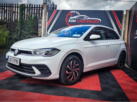 2023 Volkswagen Polo LIFE 1.0 TSI 95BHP MANUAL 5SPEED 5DR €19,950 thumbnail