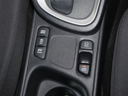 2024 Toyota Yaris - thumbnail 22