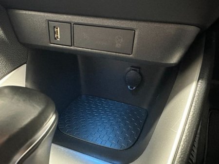 2021 Toyota Yaris - thumbnail 23