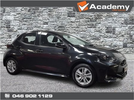 2022 Toyota Yaris Hybrid Luna 4DR Auto €19,490