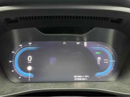 2022 Volvo XC40 - thumbnail 23