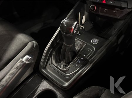 2020 Audi A1 1.0 AUTOMATIC - ALLOY WHEELS - MULTI FUNCTION STEERING WHEEL - CRUISE CONTROL - HEATED SEATS - REVERSE CAMERA €22,950 thumbnail