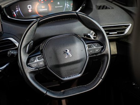 2023 Peugeot 3008 - thumbnail 7