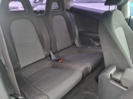 2010 Volkswagen Scirocco - thumbnail 9