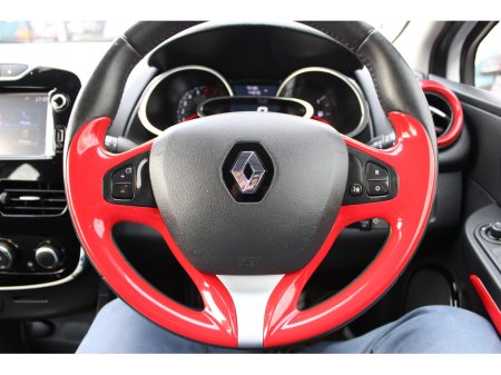 2017 Renault Clio - thumbnail 18