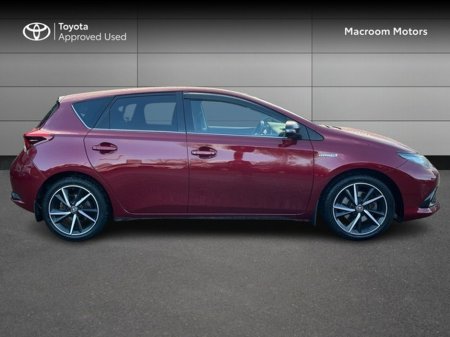 2018 Toyota Auris - thumbnail 3