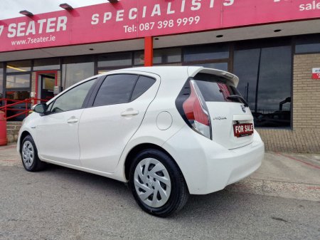 2017 Toyota Aqua - photo 3