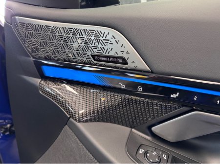 2025 BMW M5 4.4 V8 PHEV 728 HP €124,900 thumbnail