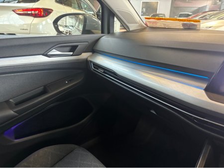 2023 Volkswagen Golf - thumbnail 8