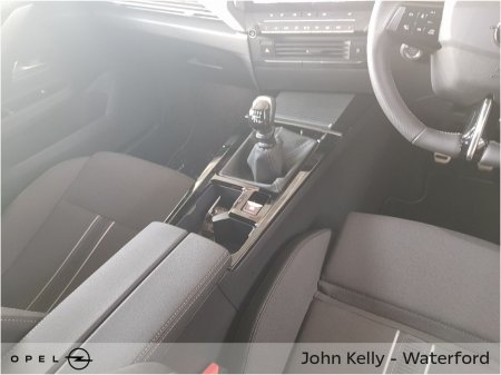 2023 Opel Astra SRi 1.2 Turbo 130PS 6 Speed €25,995 thumbnail