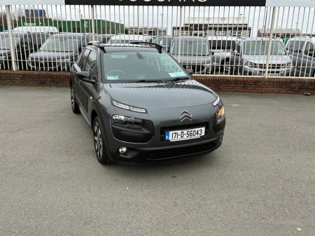 2017 Citroen C4 Cactus 1.2 PURETECH 820 FL FLAIR ETG S/ €10,950 thumbnail