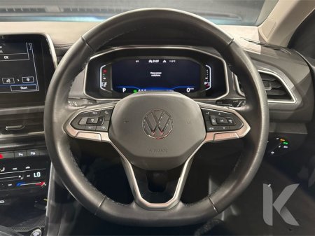 2023 Volkswagen T-Roc - thumbnail 13