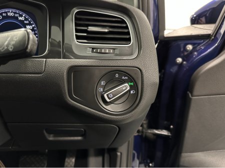 2019 Volkswagen Golf (192) GOLF 2.0TDI DSG 150 BHP COMFORTLINE LOW KMS VW/AUDI SPECIALISTS WWW.DENISDARCYCARS.IE €21,950 thumbnail