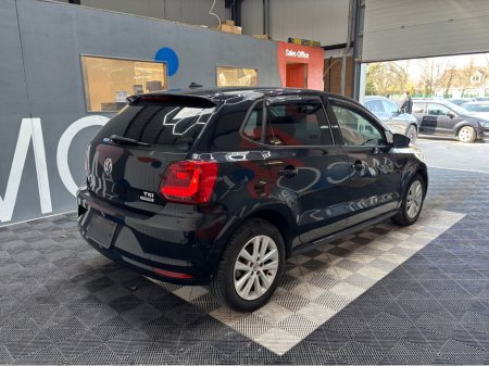 2017 Volkswagen Polo - thumbnail 2