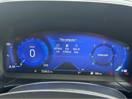 2021 Ford Kuga - thumbnail 10