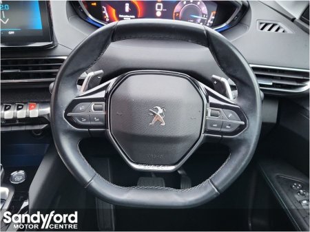 2022 Peugeot 3008 1.2 PureTech 130bhp Auto Allure €27,950 thumbnail
