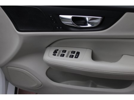 2020 Volvo S60 - thumbnail 10