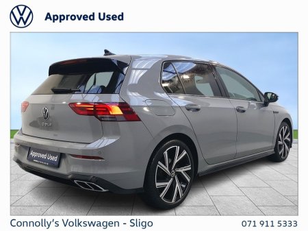 2022 Volkswagen Golf - view 3