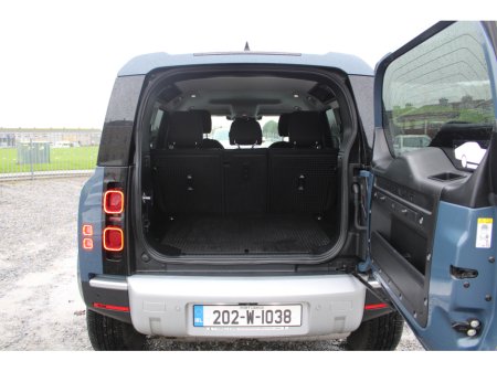 2020 Land Rover Defender - thumbnail 12