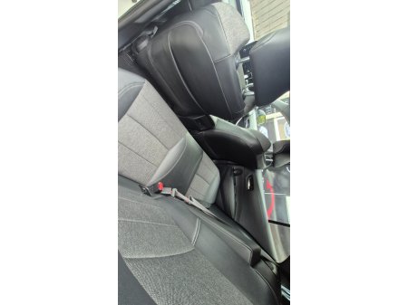 2021 Toyota Corolla - thumbnail 11