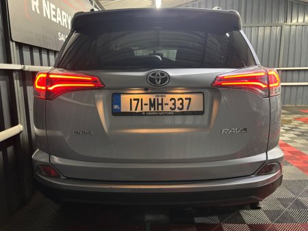 2017 Toyota Rav4 2.0 D-4D (143) 2WD LUNA €13,950 thumbnail