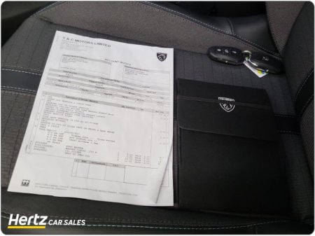 2023 Peugeot 2008 - thumbnail 20