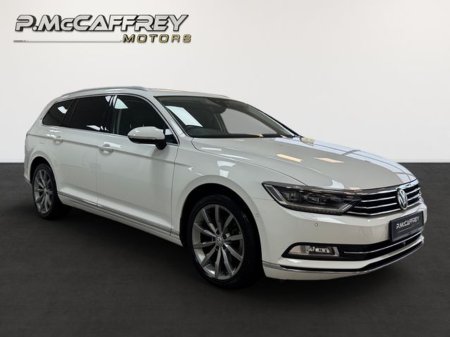 2019 Volkswagen Passat - thumbnail 3