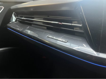 2023 Audi Q4 e-tron €34950 2023 AUDI Q4 E-TRON 40 S-LINE SPORTBACK ELECTRIC AUTOMATIC / CRUISE CONTROL / 360° PARKING CAMERA / HEATED SEATS / PADDLE SHIFTERS / APPLE CARPLAY / AMBIENT LIGHTS €34,950 thumbnail