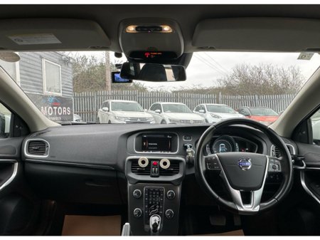 2014 Volvo V40 - thumbnail 17