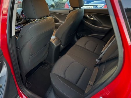 2017 Hyundai i30 - thumbnail 7