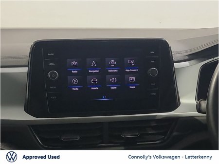 2023 Volkswagen T-Roc 2.0 TDI 116HP Life thumbnail