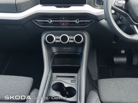 2025 Skoda Kodiaq SELECTION 2.0TDI 150HP DSG €52,950 thumbnail