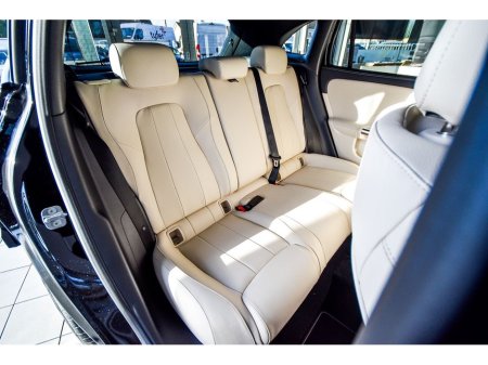 2026 Mercedes-Benz GLA Class 180d Progressive Night Pack Auto €58,950 thumbnail