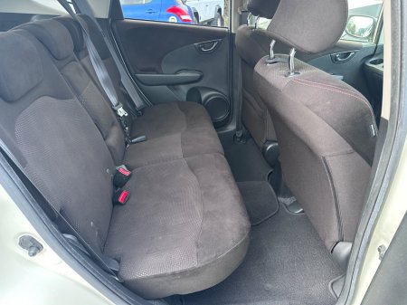 2013 Honda Fit  €7,350 thumbnail