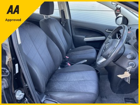 2013 Mazda Mazda2 - thumbnail 4